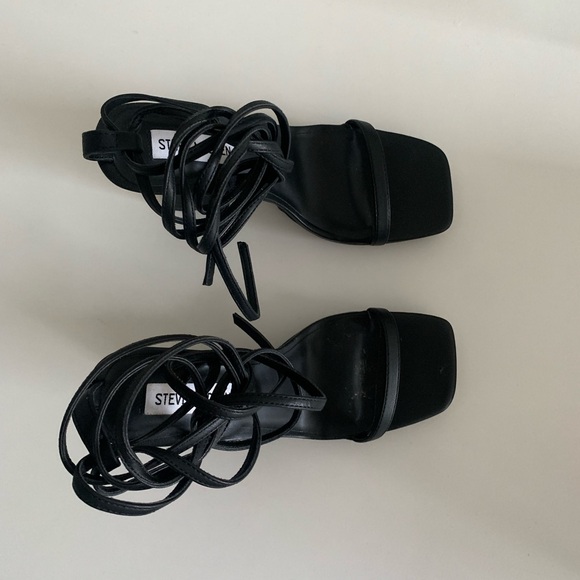 Strappy Steve Madden Leather Heels - Picture 4 of 5